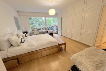 SUPERBE APPARTMENT MODERNE DE 6 PIECES DE 200 m2 AVEC BALCON - 4 CHAMBRES
