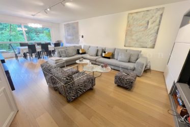 SUPERBE APPARTMENT MODERNE DE 6 PIECES DE 200 m2 AVEC BALCON - 4 CHAMBRES
