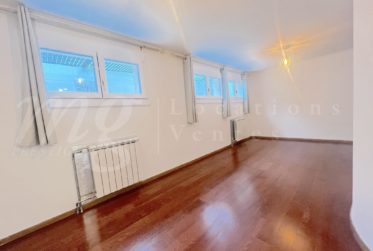 RAVISSANTE MAISON CONTIGUE DE 180 M2 AVEC VERANDA ET JARDIN PLEIN SUD