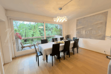 SUPERBE APPARTMENT MODERNE DE 6 PIECES DE 200 m2 AVEC BALCON - 4 CHAMBRES