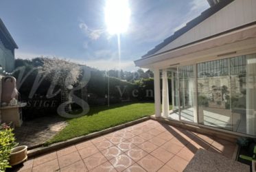 RAVISSANTE MAISON CONTIGUE DE 180 M2 AVEC VERANDA ET JARDIN PLEIN SUD