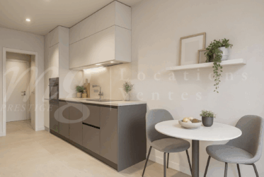 CHARMANT APPARTEMENT DE 180 M2 AVEC BELLE VUE PANORAMIQUE SUR LA VILLE !! ET 3 BALCONS