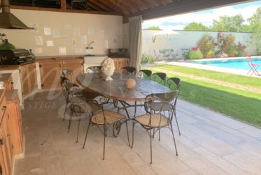 SUPERBE PROPRIETE DE MAITRE DE 14 PIECES AVEC GRANDE PISICNE & RAVISSANT CLUB HOUSE