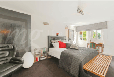 BELLE MAISON DE 8 PIECES - MEUBLEE - 320 m2 hab AVEC JARDIN A MEINIER