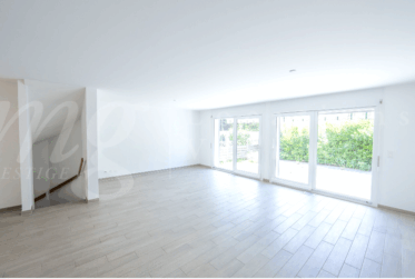 BELLE MAISON MODERNE INDIVIDUELLE DE 240 m2 - JARDIN ARBORE DE 550 m2