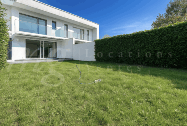 SUPERBE MAISON MODERNE DE 6 PIECES AVEC JARDIN SUD