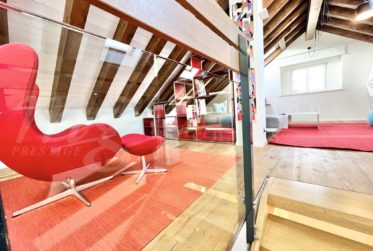 TRES BELLE MAISON DE VILLAGE DE 10 PIECES - 370 m2 hab - AVEC TERRASSE