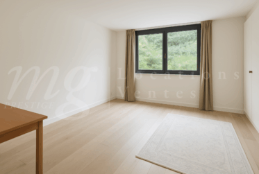 TRES BELLE MAISON FAMILIALE RENOVEE DE 230 m2 - AVEC GRAND JARDIN ARBORE