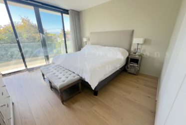 SUPERBE MAISON CONTEMPORAINE DE 7 PIECES AVEC JARDIN ET PISCINE