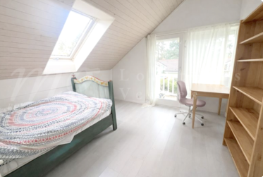 GRANDE MAISON INDIVIDUELLE FAMILIALE DE 300 m2 A COLLONGE-BELLERIVE