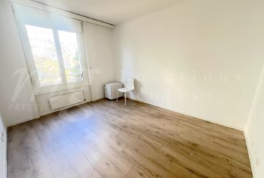 SUPERBE APPARTEMENT DE 225 m2 AVEC GRAND BALCON ET VUE DEGAGEE A CHAMPEL - 4 chambres