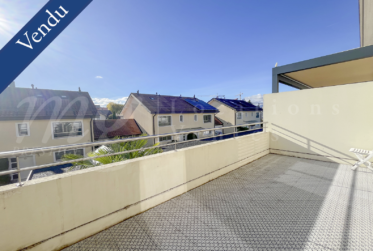 ATTIQUE - MAGNIFIQUE APPARTEMENT EN DUPLEX AVEC LARGE TERRASSE