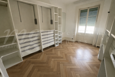 SUPERBE APPARTEMENT HAUSSMANNIEN DE 10 PIECES - 260 m2 - proche Eglise Russe