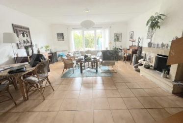 TRES BELLE MAISON DE 7 PIECES DE 170 m2 - AVEC JARDIN SUD ET PARC PRIVATIF - 4 chambres
