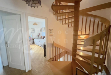 TRES BELLE MAISON DE 7 PIECES DE 170 m2 - AVEC JARDIN SUD ET PARC PRIVATIF - 4 chambres