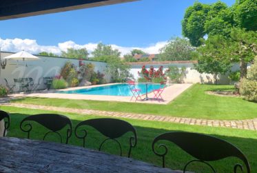 GRANDE MAISON DE MAITRE DE 12 PIECES AVEC BEAUCOUP DE CHARME - JARDIN PRIVATIF & PISCINE - 8 chambres