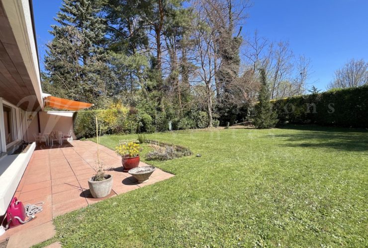 BELLE MAISON FAMILIALE - 5 CHAMBRES ! INDIVIDUELLE - GRAND JARDIN AVEC PISCINE