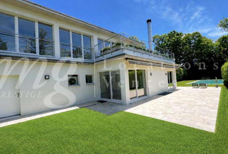 En exclusivité ! MAGNIFIQUE MAISON CONTEMPORAINE DE 8 PIECES AVEC JARDIN ARBORE ET GRANDE PISCINE