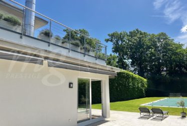 En exclusivité ! MAGNIFIQUE MAISON MODERNE DE 300 M2 AVEC GRAND JARDIN ET PISCINE