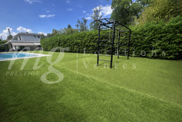 En exclusivité ! MAGNIFIQUE MAISON MODERNE DE 300 M2 AVEC GRAND JARDIN ET PISCINE