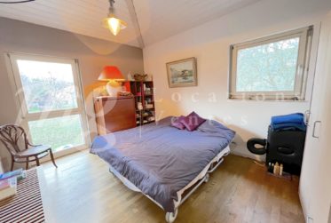 SUPERBE MAISON INDIVIDUELLE DE 250 m2 hab - RAVISSANT JARDIN CLOTUREE - ARBORISE - ET CALME DE 1100 m2