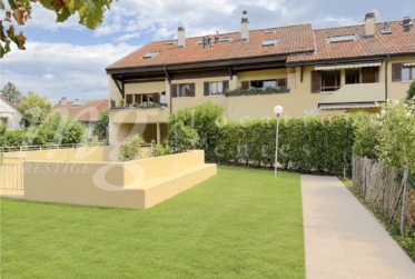 En Exclusivité !!! SUPERBE APPARTEMENT DE 152 m2 EN DUPLEX ATTTIQUE AVEC BELLE TERRASSE/JARDIN