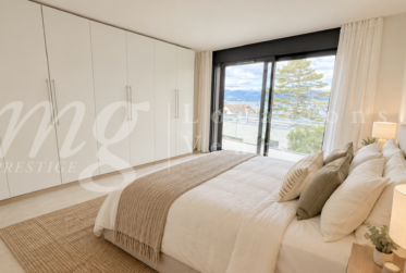 SUPERBE MAISON CONTEMPORAINE NEUVE DE 280 m2 - AVEC VUE LAC !! LARGE TERRASSE - + PROCHE LAC & PLAGE